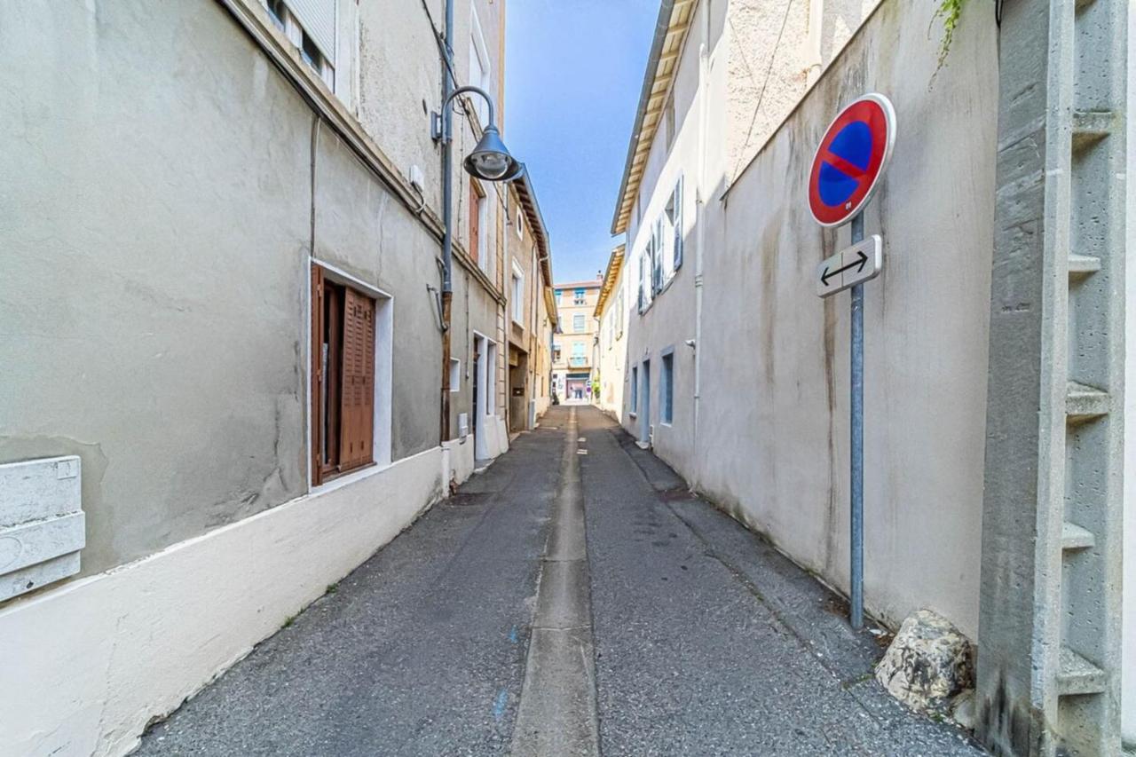 Quiet & Comfortable Studio Near Lyon サント・フォワ・レ・リヨン エクステリア 写真